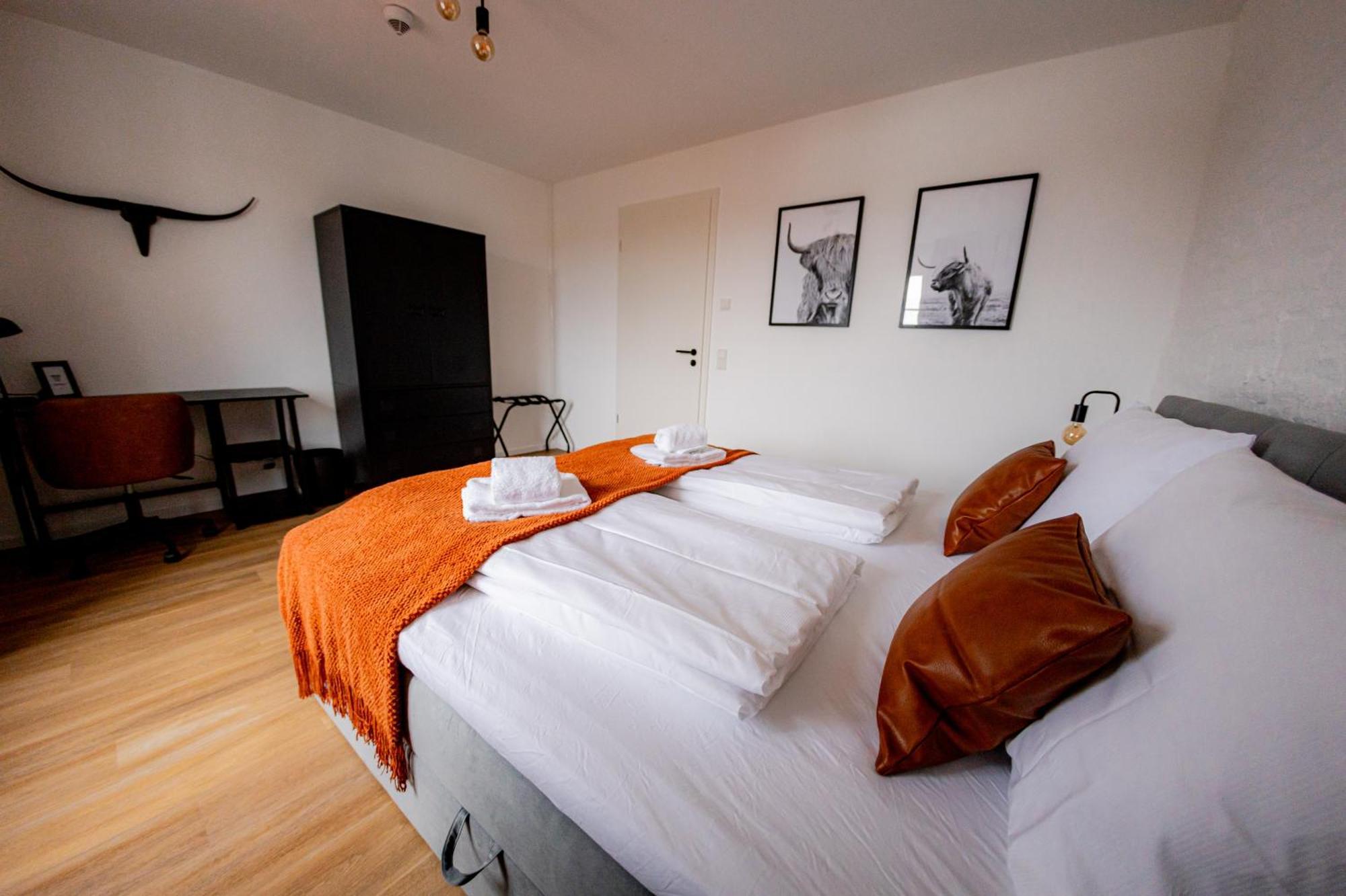 Highlight Am Stadtplatz Muehldorf - C4S Come4Stay - 2 Zimmer Wohnung I Bis Zu 5 Gaeste Quarto foto